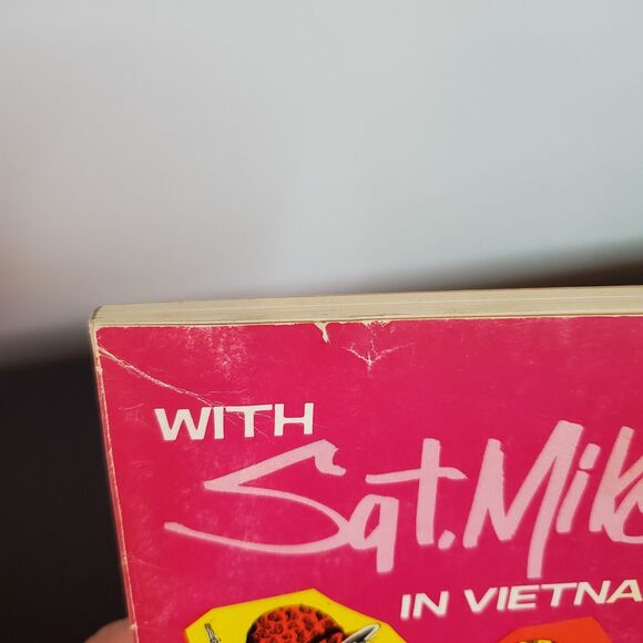 Michael T. Hodgson--WITH SGT. MIKE IN VIETNAM Paperback 1971 Second Printing - Picture 10 of 11